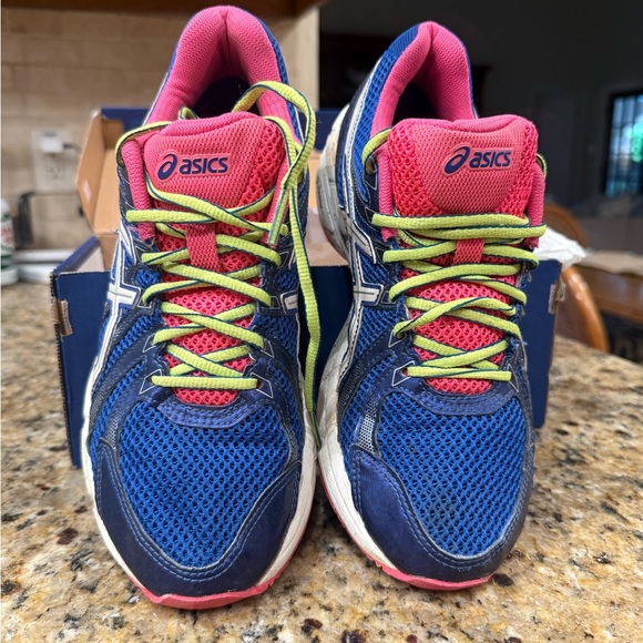 ASICS Women's Gel Exalt Blue and Pink running. Excelling condition. - Picture 4 of 6